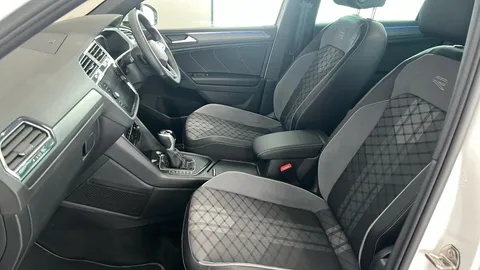 VOLKSWAGEN TIGUAN 1.5 TSI 150 R-Line DSG