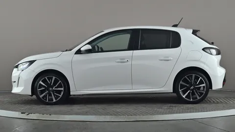 PEUGEOT 208 1.2 PureTech 100 Allure