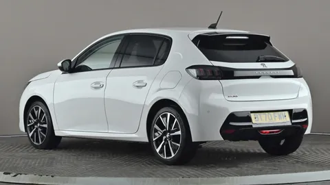 PEUGEOT 208 1.2 PureTech 100 Allure