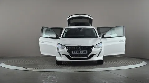 PEUGEOT 208 1.2 PureTech 100 Allure