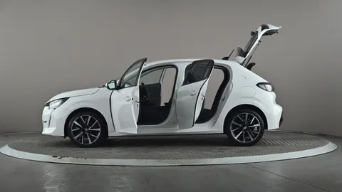 PEUGEOT 208 1.2 PureTech 100 Allure