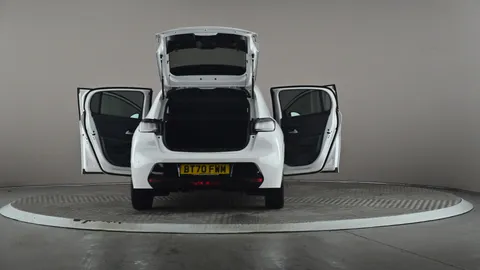 PEUGEOT 208 1.2 PureTech 100 Allure