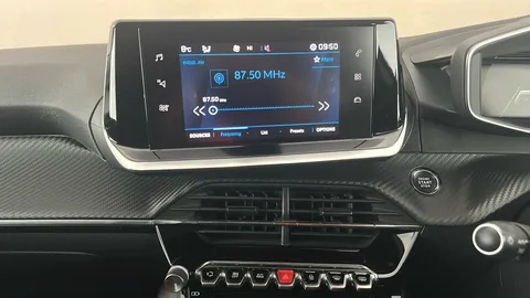 PEUGEOT 208 1.2 PureTech 100 Allure