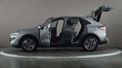 FORD KUGA 1.5 EcoBlue Titanium