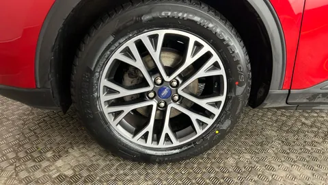 FORD KUGA 1.5 EcoBoost 150 Titanium Edition