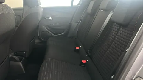 PEUGEOT 208 1.2 PureTech Active Premium