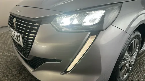 PEUGEOT 208 1.2 PureTech Active Premium