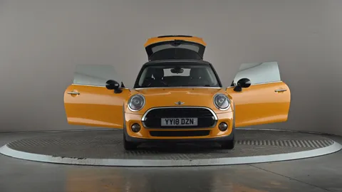 MINI HATCHBACK 1.5 Cooper