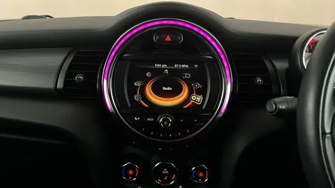 MINI HATCHBACK 1.5 Cooper