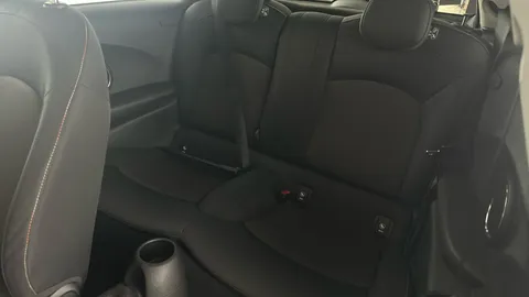 MINI HATCHBACK 1.5 Cooper