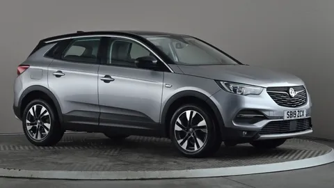 VAUXHALL GRANDLAND X 1.2 Turbo Sport Nav