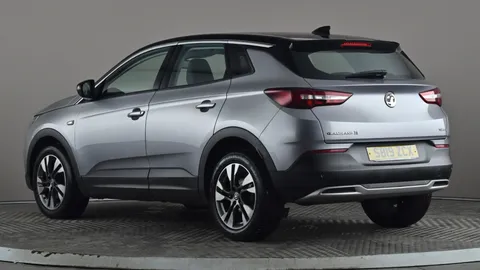 VAUXHALL GRANDLAND X 1.2 Turbo Sport Nav