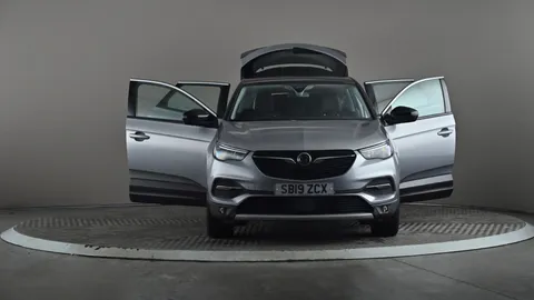 VAUXHALL GRANDLAND X 1.2 Turbo Sport Nav
