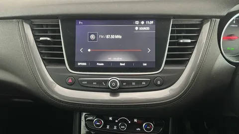 VAUXHALL GRANDLAND X 1.2 Turbo Sport Nav