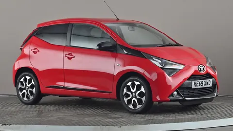 TOYOTA AYGO 1.0 VVT-i X-Trend