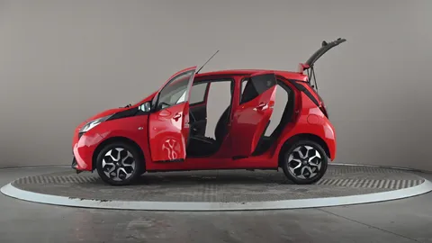 TOYOTA AYGO 1.0 VVT-i X-Trend