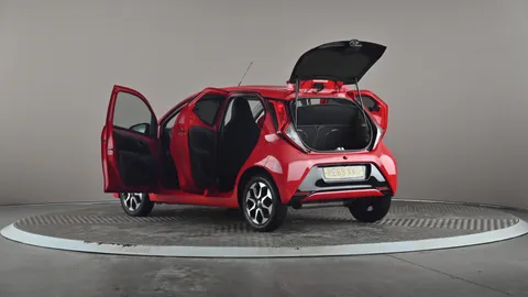 TOYOTA AYGO 1.0 VVT-i X-Trend