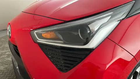 TOYOTA AYGO 1.0 VVT-i X-Trend