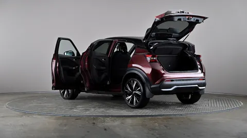 NISSAN JUKE 1.0 DiG-T 114 Tekna+