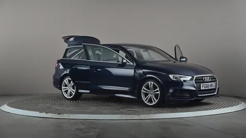AUDI A3 35 TFSI S Line