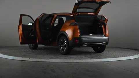 PEUGEOT 2008 1.2 PureTech 130 Allure Premium EAT8