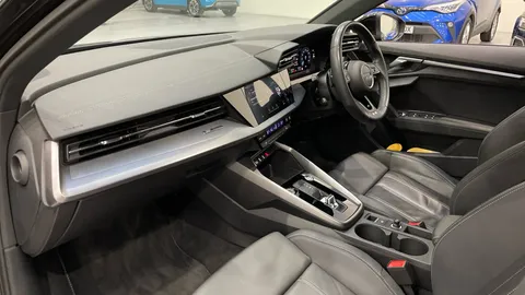 AUDI A3 35 TFSI S Line S Tronic