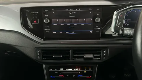 VOLKSWAGEN POLO 1.0 TSI Style