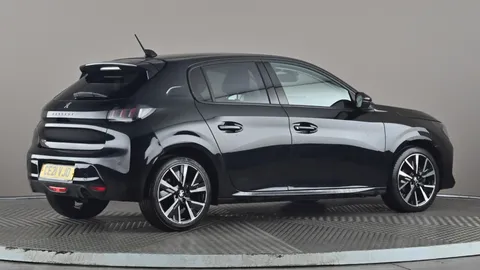 PEUGEOT 208 1.2 PureTech 100 Allure Premium