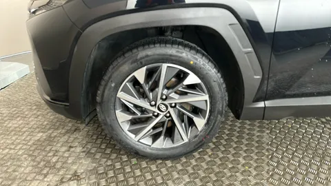 HYUNDAI TUCSON 1.6 TGDi Premium 2WD