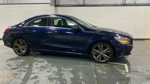 MERCEDES-BENZ CLA CLA 180 Sport