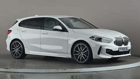 BMW 1 SERIES 118i M Sport [Plus Pack]