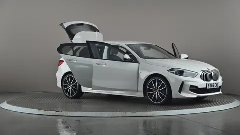 BMW 1 SERIES 118i M Sport [Plus Pack]