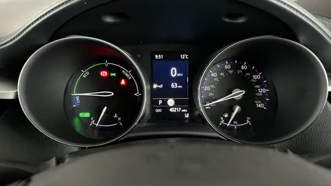 TOYOTA C-HR 1.8 Hybrid GR Sport CVT