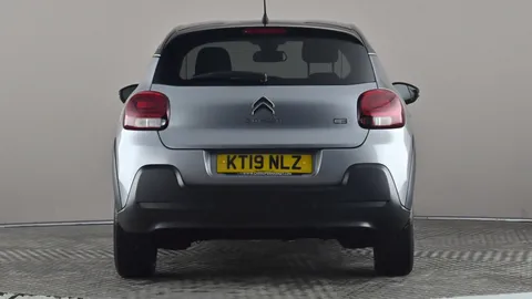 CITROEN C3 1.2 PureTech 110 Flair [6 Speed]