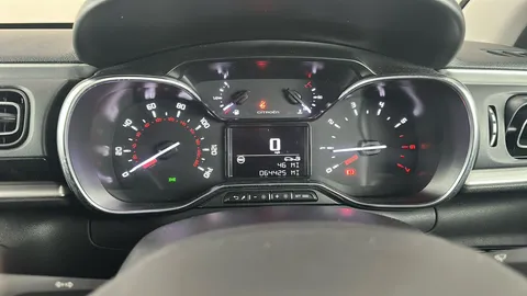 CITROEN C3 1.2 PureTech 110 Flair [6 Speed]