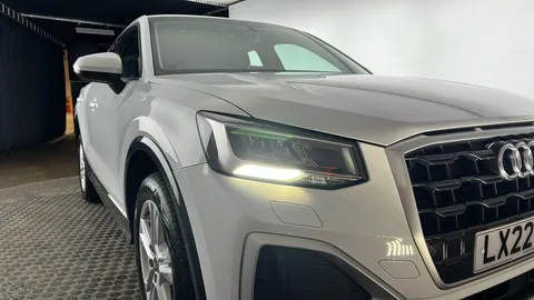 AUDI Q2 35 TFSI Sport S Tronic