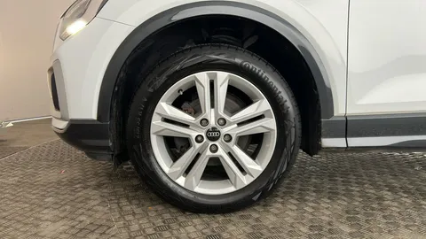 AUDI Q2 35 TFSI Sport S Tronic