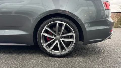 AUDI A5 S5 Quattro Tiptronic