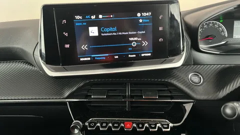 PEUGEOT 208 1.2 PureTech Active Premium