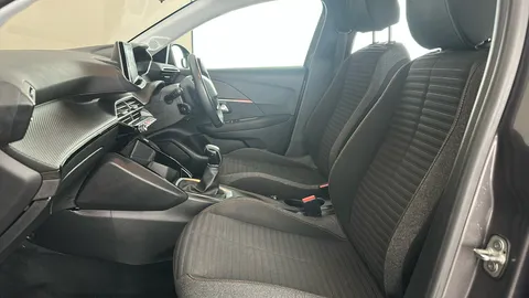 PEUGEOT 208 1.2 PureTech Active Premium