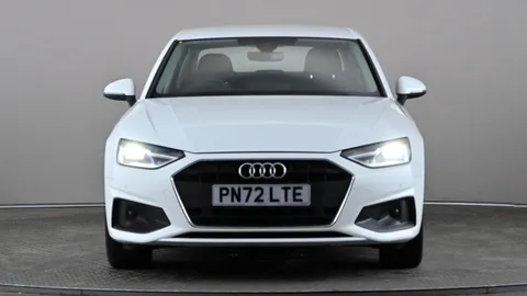 AUDI A4 35 TFSI Technik S Tronic