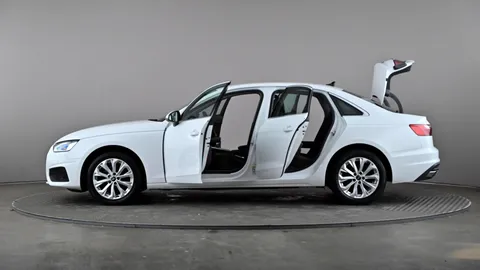 AUDI A4 35 TFSI Technik S Tronic