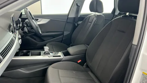 AUDI A4 35 TFSI Technik S Tronic