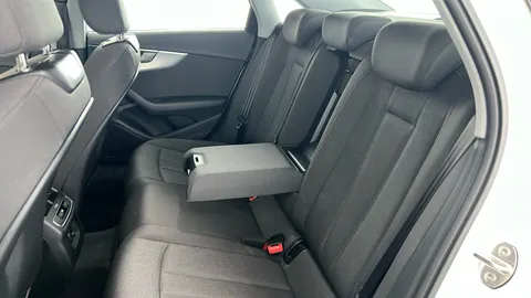 AUDI A4 35 TFSI Technik S Tronic