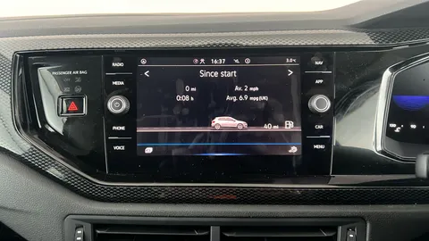 VOLKSWAGEN POLO 1.0 TSI Life