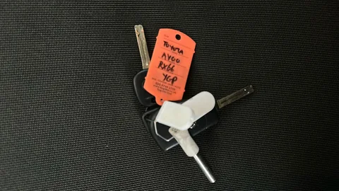 TOYOTA AYGO 1.0 VVT-i X-Play x-shift