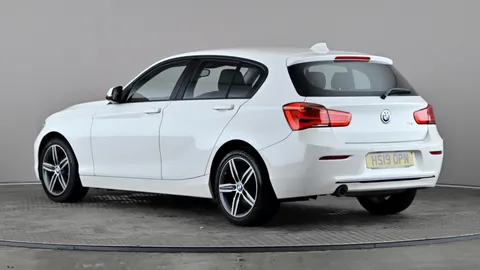 BMW 1 SERIES 118i [1.5] Sport [Nav/Servotronic]