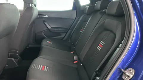 SEAT ARONA 1.0 TSI 110 FR [EZ]