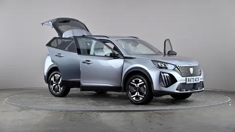 PEUGEOT 2008 1.2 PureTech 130 Allure