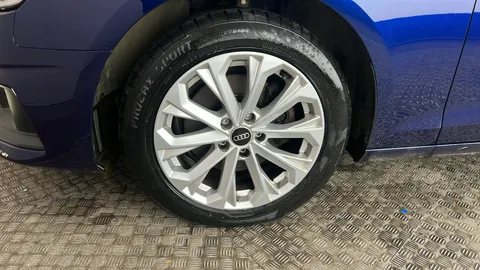 AUDI A4 35 TFSI Technik S Tronic